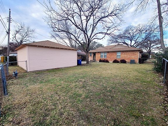 5th image of 1830 Viewcrest Dr