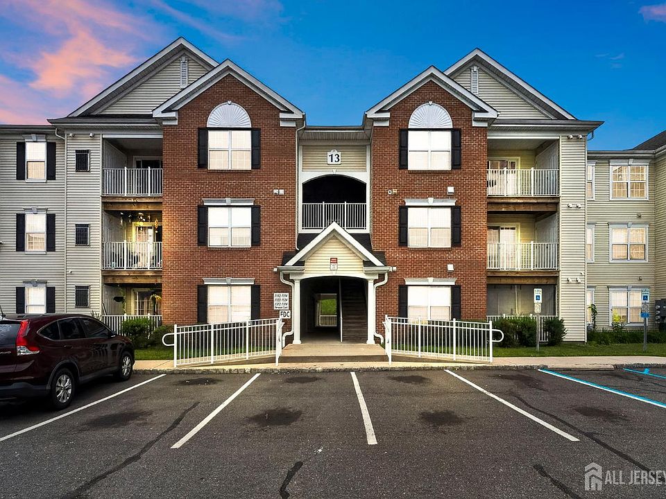 1st image of 1313 Fernwood Ct