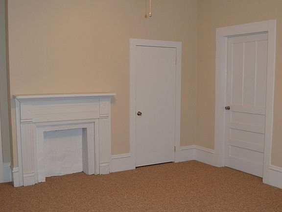 5th image of 404 Pershing Ave