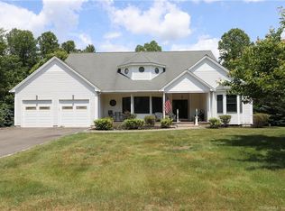 19 Brookfield Rd, Seymour, CT 06483
