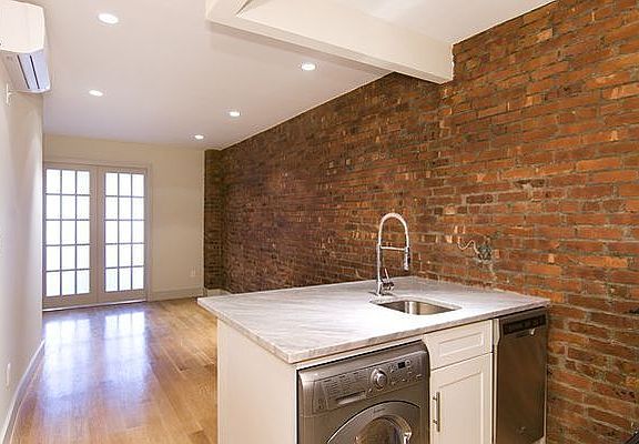 2nd image of 78 E 119th St #4