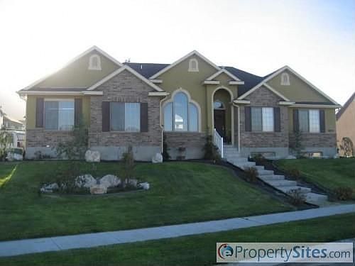 2nd image of 3853 S Starlight Dr
