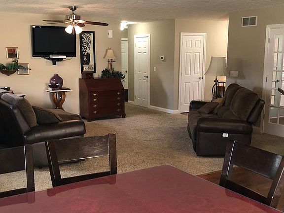 4th image of 714 S Weatherby Ct Lot 3