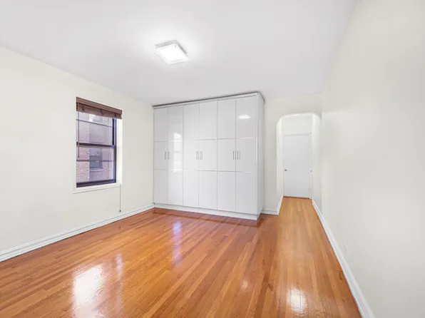 96-11 65th Road image 13 of 20