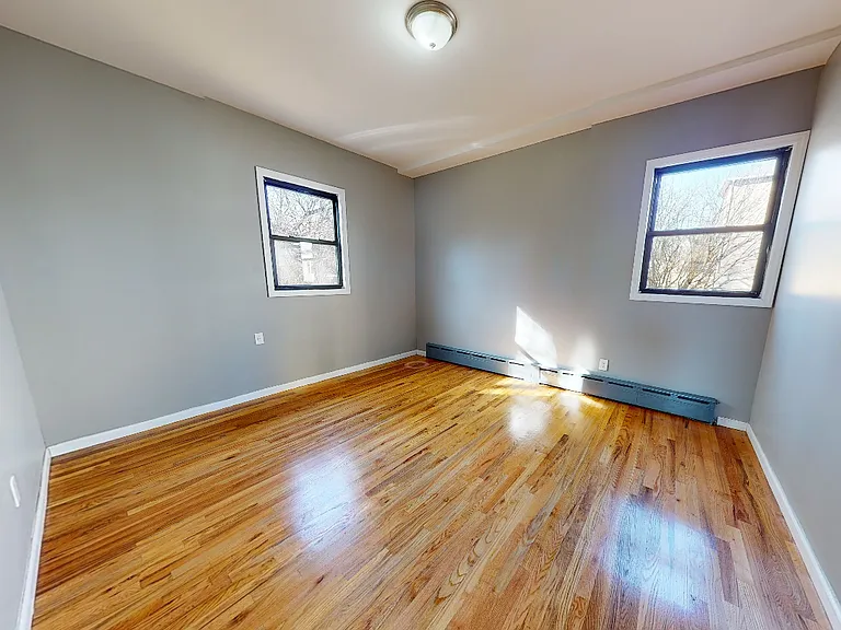 62 Holland Ave #1R — Photo 5