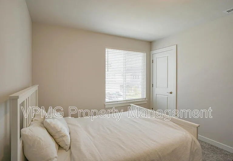 13513 NE 116th St — Photo 20