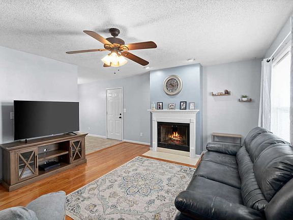 4th image of 1770 Cabana Dr
