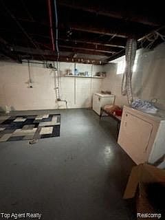 Listing photo 5