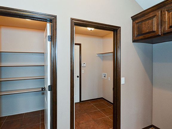 2nd image of 13801 Kysela St