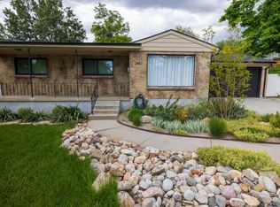 2883 E Wardway Dr, Holladay, UT 84124