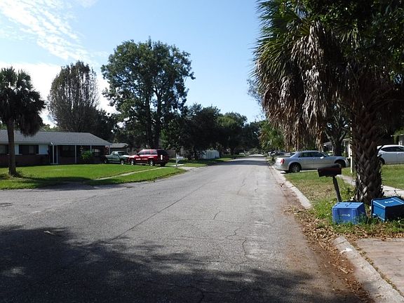 5th image of 5033 Bell Meade Dr