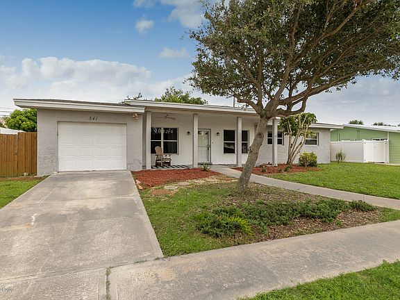 3rd image of 541 Coconut St
