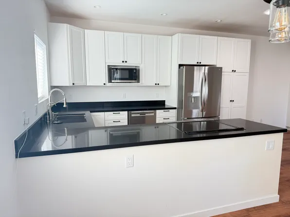 307 Boyce St #A, Santa Rosa, CA 95401