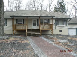 101 Colette Ln, Dingmans Ferry, PA 18328