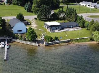 4472 Crescent Beach Rd, Onekama, MI 49675