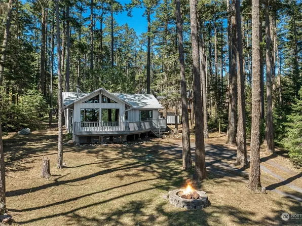 61 Island Drive, Friday Harbor, WA 98250