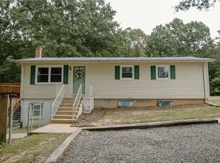 124 Page St, Farmville, VA 23901