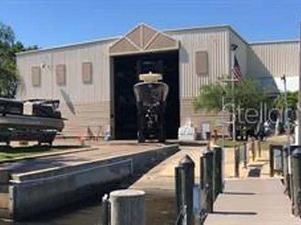 1780 Phillippi Shores Dr #E2-57, Sarasota, FL 34231