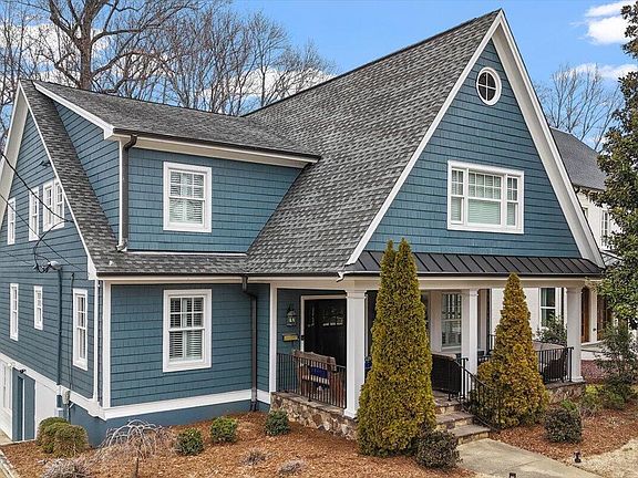 4th image of 2833 Claremont Rd