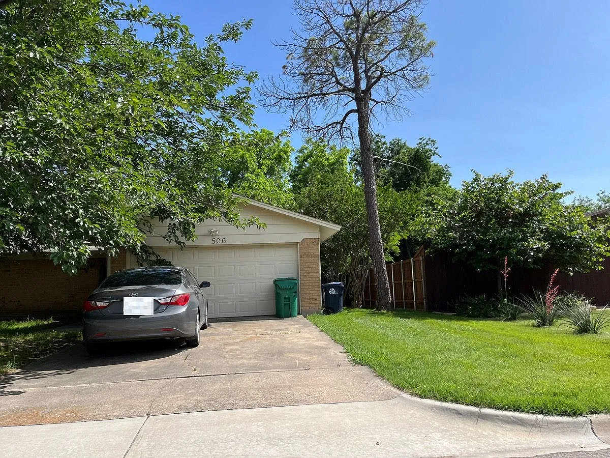 506 Retama St photo 1