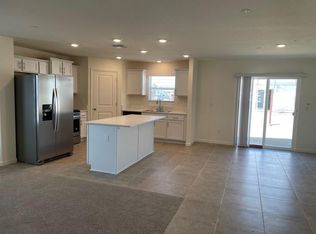 2267 Sanders Ct, Los Banos, CA 93635