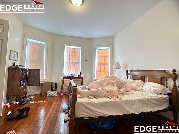 4th image of 107 Fisher Ave #3