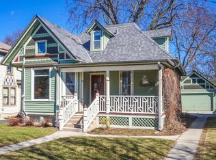 715 Oakland Ave, Waukesha, WI 53186