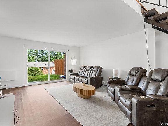 4th image of 14 Alpine Drive #H