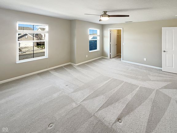 4th image of 15166 Roedean Dr