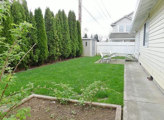 3rd image of 11618 NE 102nd Cir