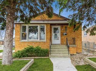 5801 S Mayfield Ave, Chicago, IL 60638