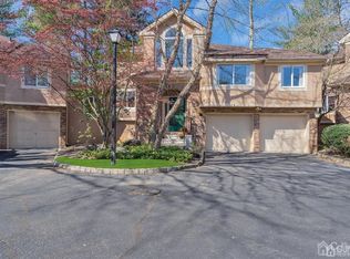 44 Kingsland Cir, Monmouth Junction, NJ 08852