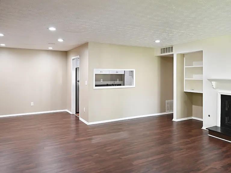 908 Park Ridge Cir — Photo 7