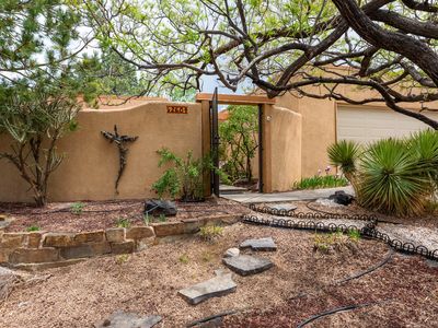 2604 Nakomis Dr NE, Albuquerque, NM, 87112