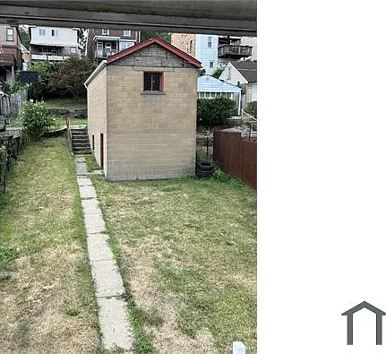218 Poplargrove St #2 — Photo 6