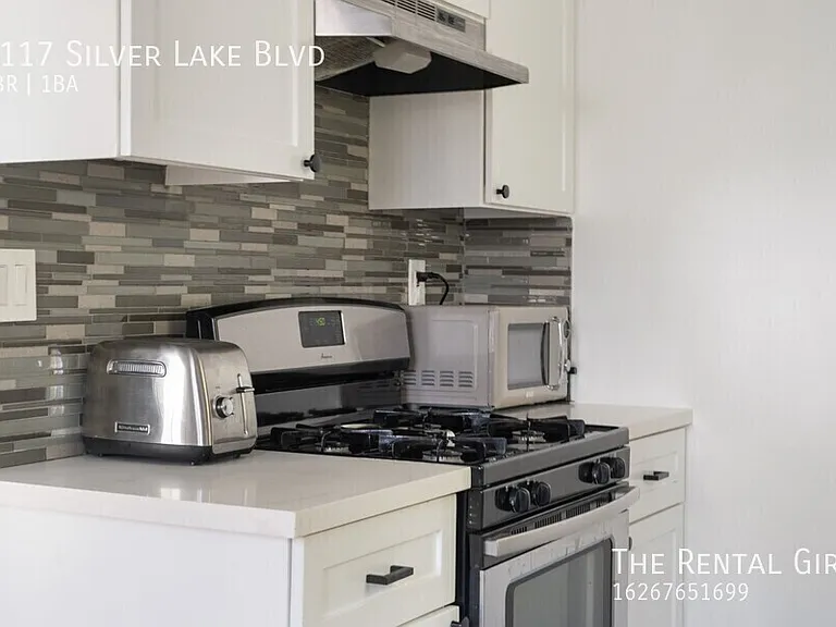 3117 Silver Lake Blvd — Photo 18