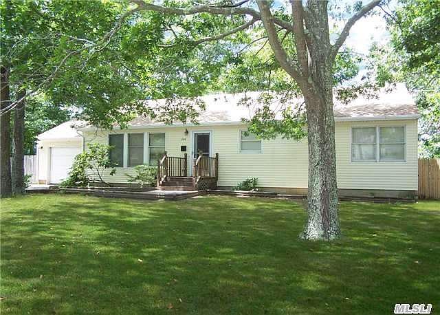 1st image of 244 Diana Dr