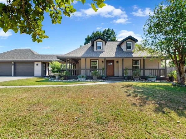 12335 2nd St, Santa Fe, TX 77510
