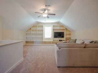 2836 Cameron Pond Dr, Cary, NC 27519