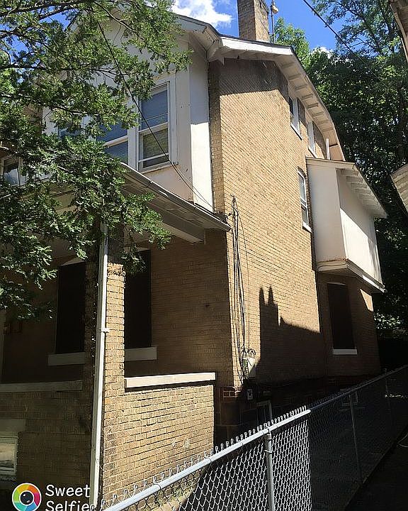 2nd image of 58 Elmhurst Ave