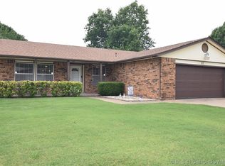 917 W Nashville St, Broken Arrow, OK 74012