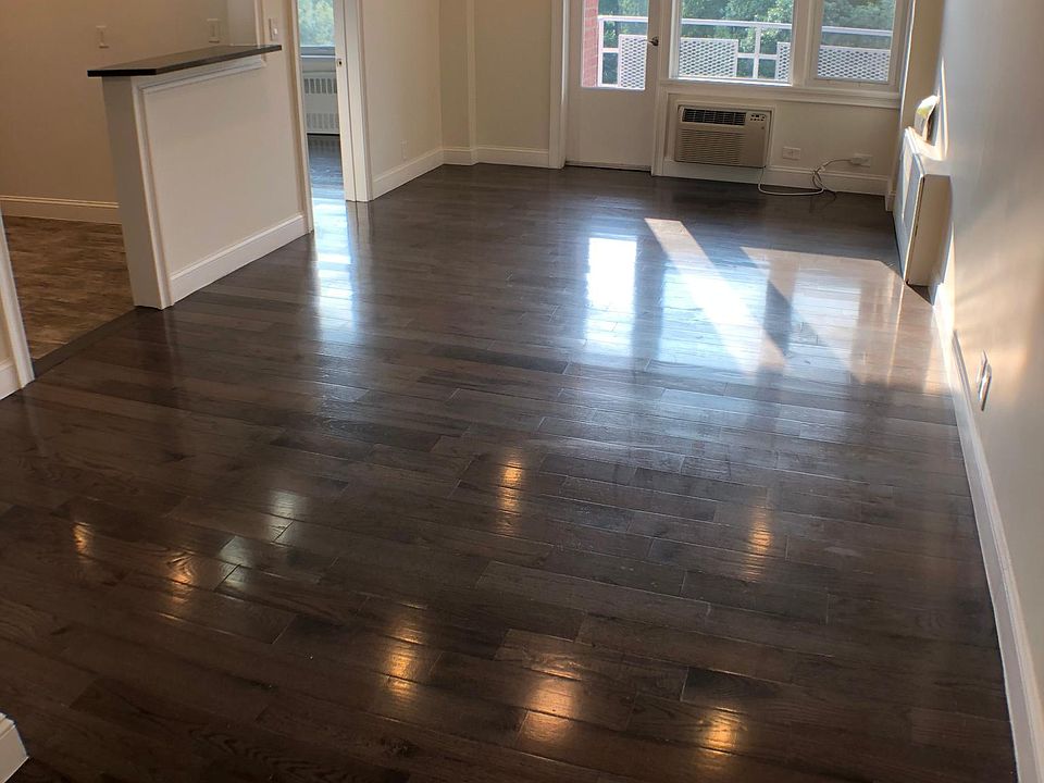 1st image of 1101 Midland Ave #4