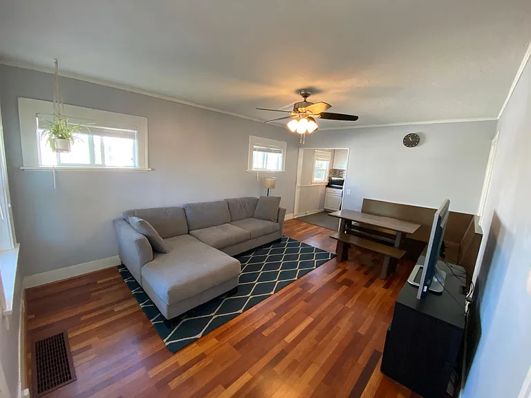 6848 N Missouri Ave — Photo 2