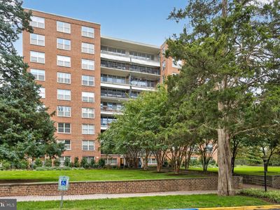 3900 Watson Pl NW #B-1g, Washington, DC, 20016