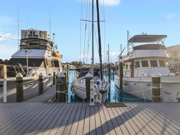 97 Coco Plum Dr #B-29, Marathon, FL 33050