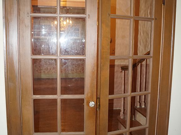 3rd image of 2160 Demington Dr