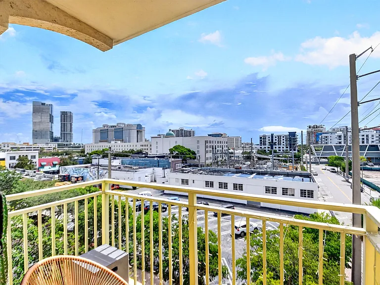 610 Clematis St #424 — Photo 9