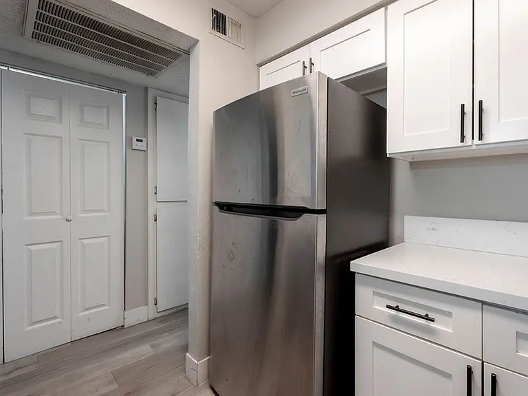 1501 Living Desert Dr #D — Photo 11