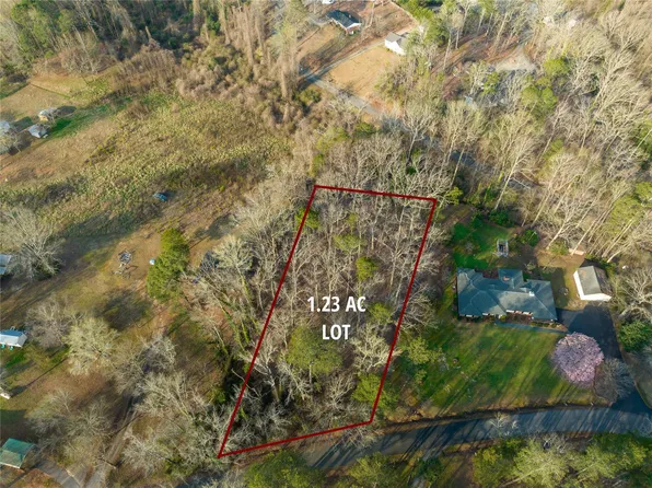 S Park Rd, Wadesboro, NC 28170