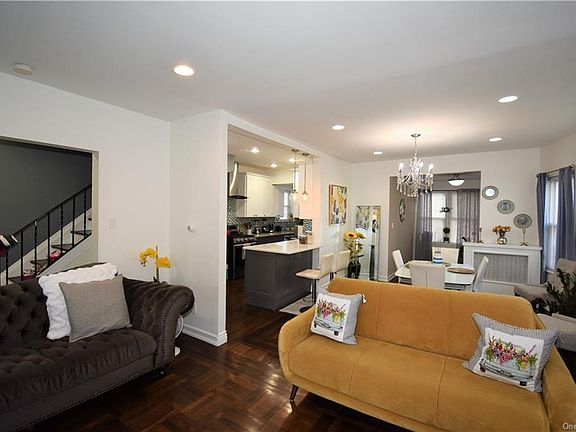 4th image of 93 Hillside Ave